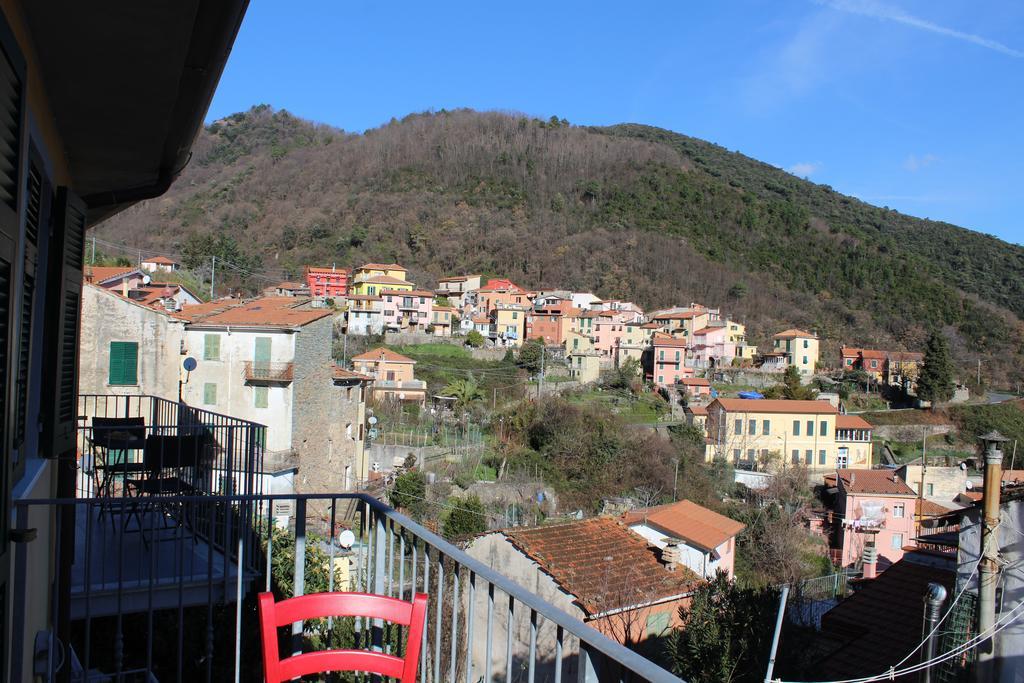 Отель Pietra Di Mare Biassa Экстерьер фото